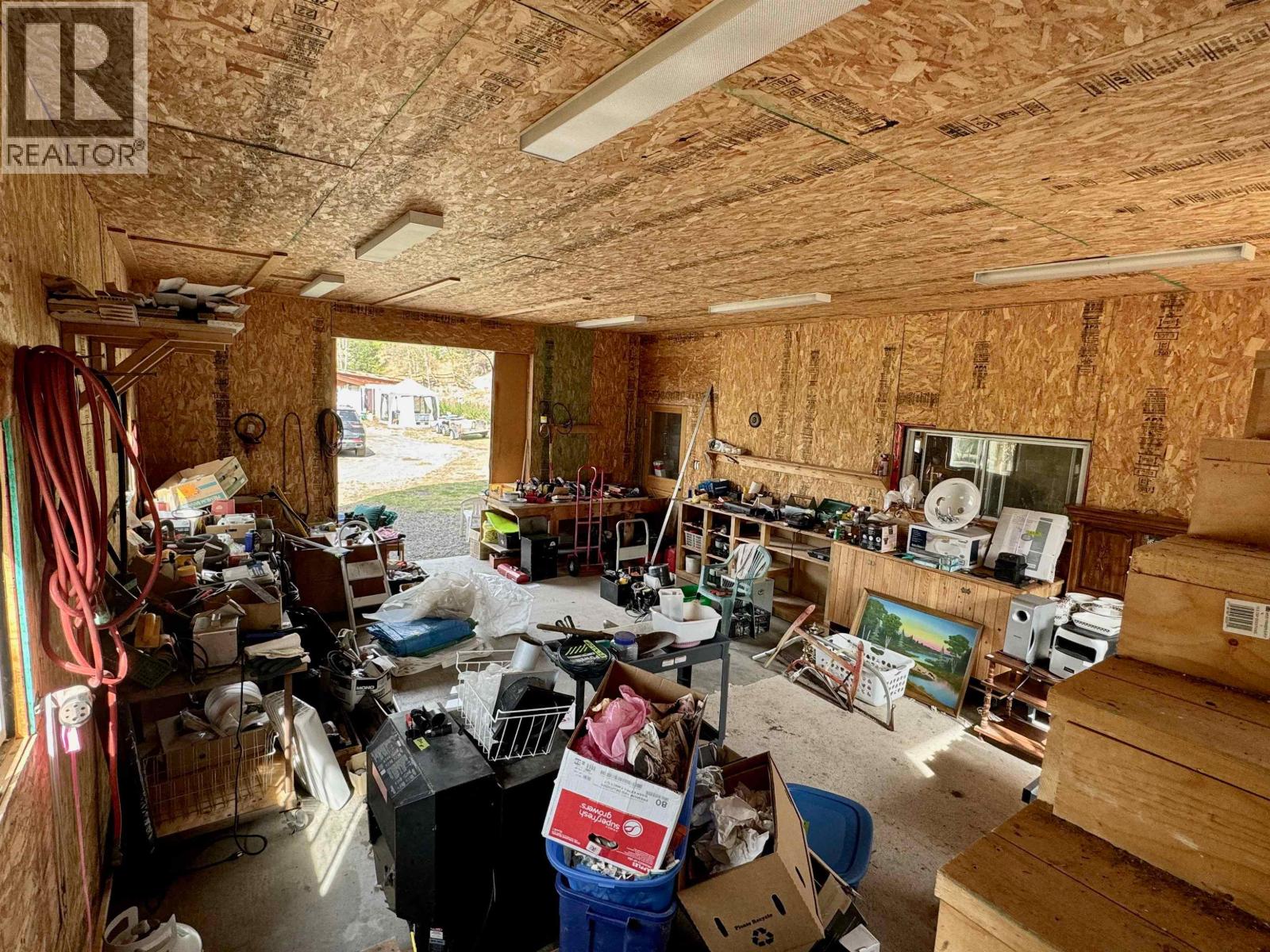 8043 83 Mile Road, Lone Butte, British Columbia  V0K 2E2 - Photo 33 - R3090776