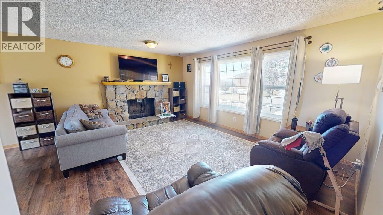 9623 87 Street, Fort St. John, British Columbia  V1J 4Y6 - Photo 2 - R3090755