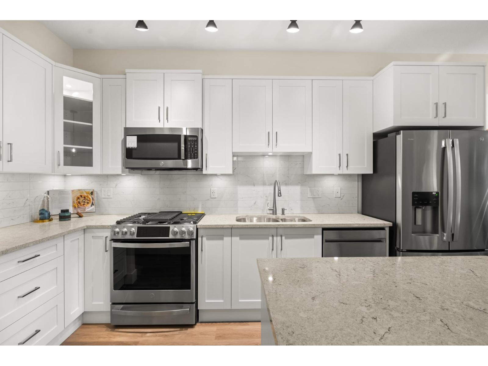 402 20926 83 Avenue Avenue, Langley, British Columbia  V2Y 3Y9 - Photo 8 - R3089179