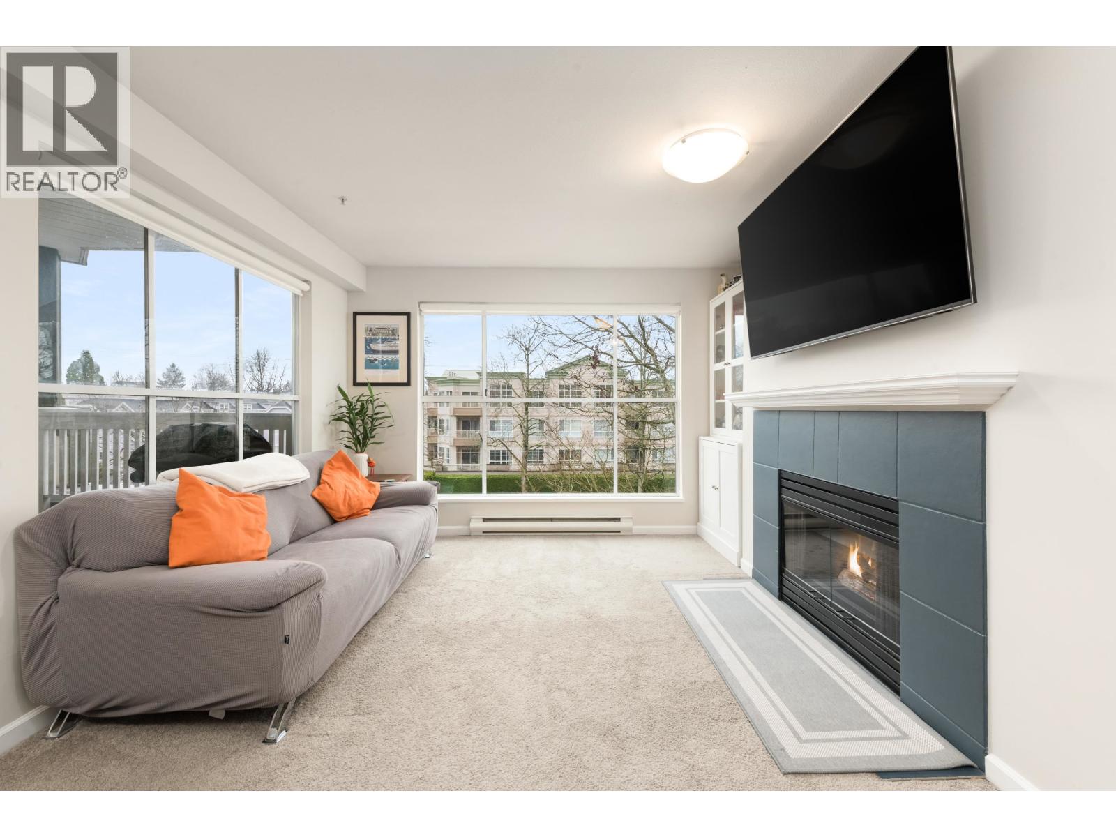 304 8880 Jones Road, Richmond, British Columbia  V6Y 3Z1 - Photo 1 - R3090695