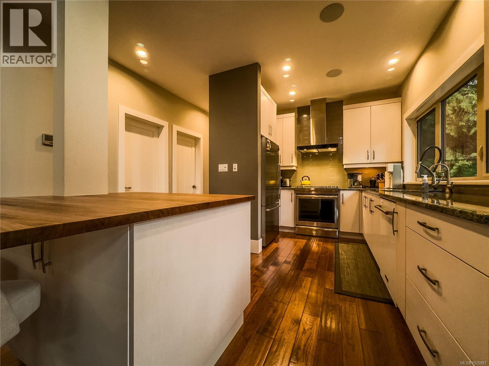 9226 Nighthawk Rd, Lake Cowichan, British Columbia  V0R 2G0 - Photo 13 - 1025987