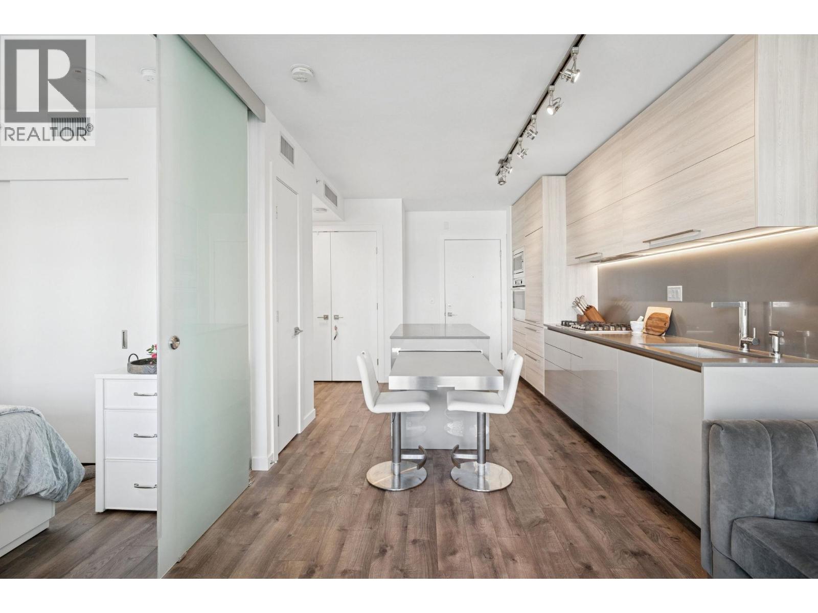 802 4488 Juneau Street, Burnaby, British Columbia  V5C 0M4 - Photo 7 - R3090718