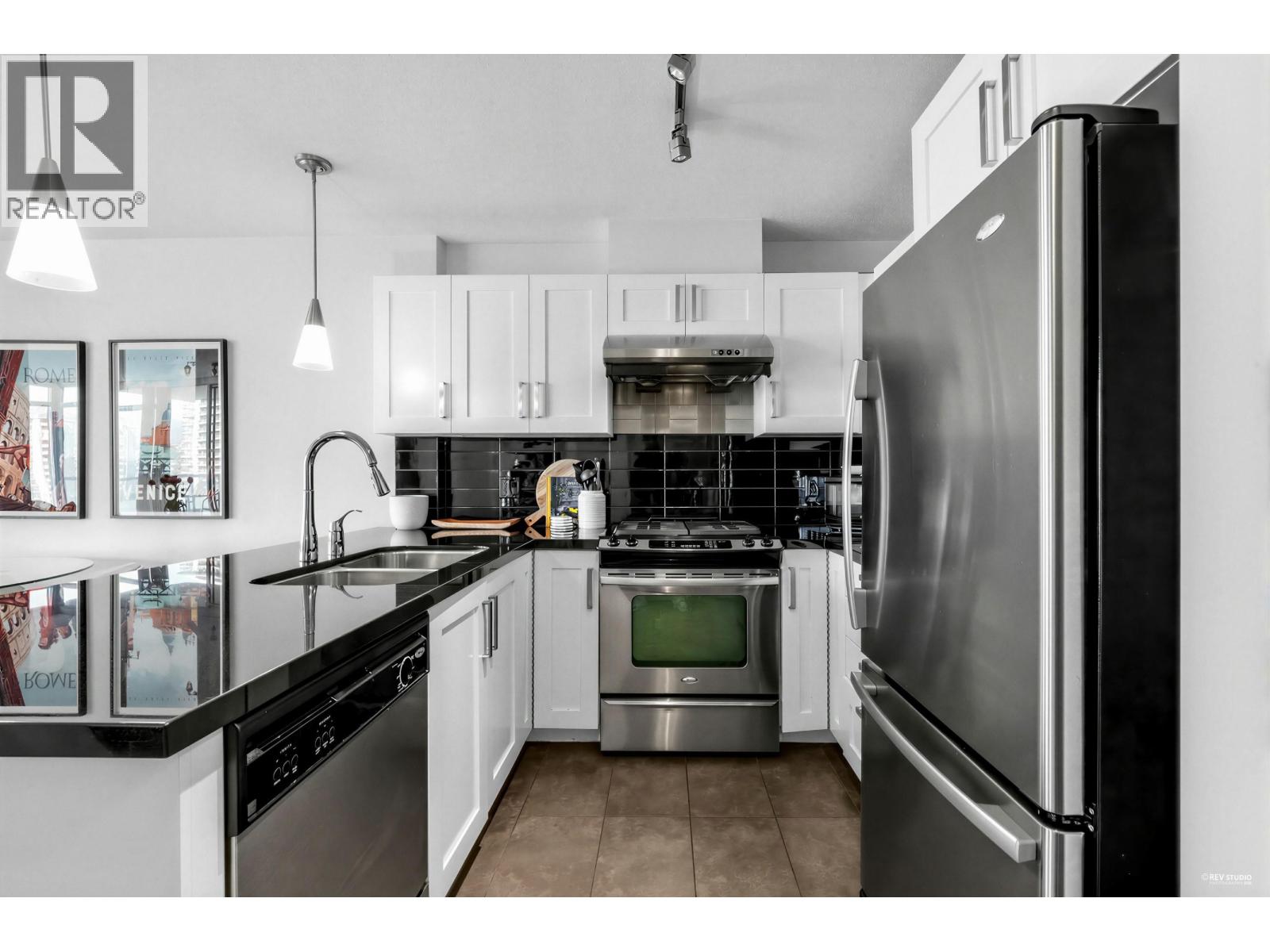 2005 2133 Douglas Road, Burnaby, British Columbia  V5C 0E9 - Photo 4 - R3090728