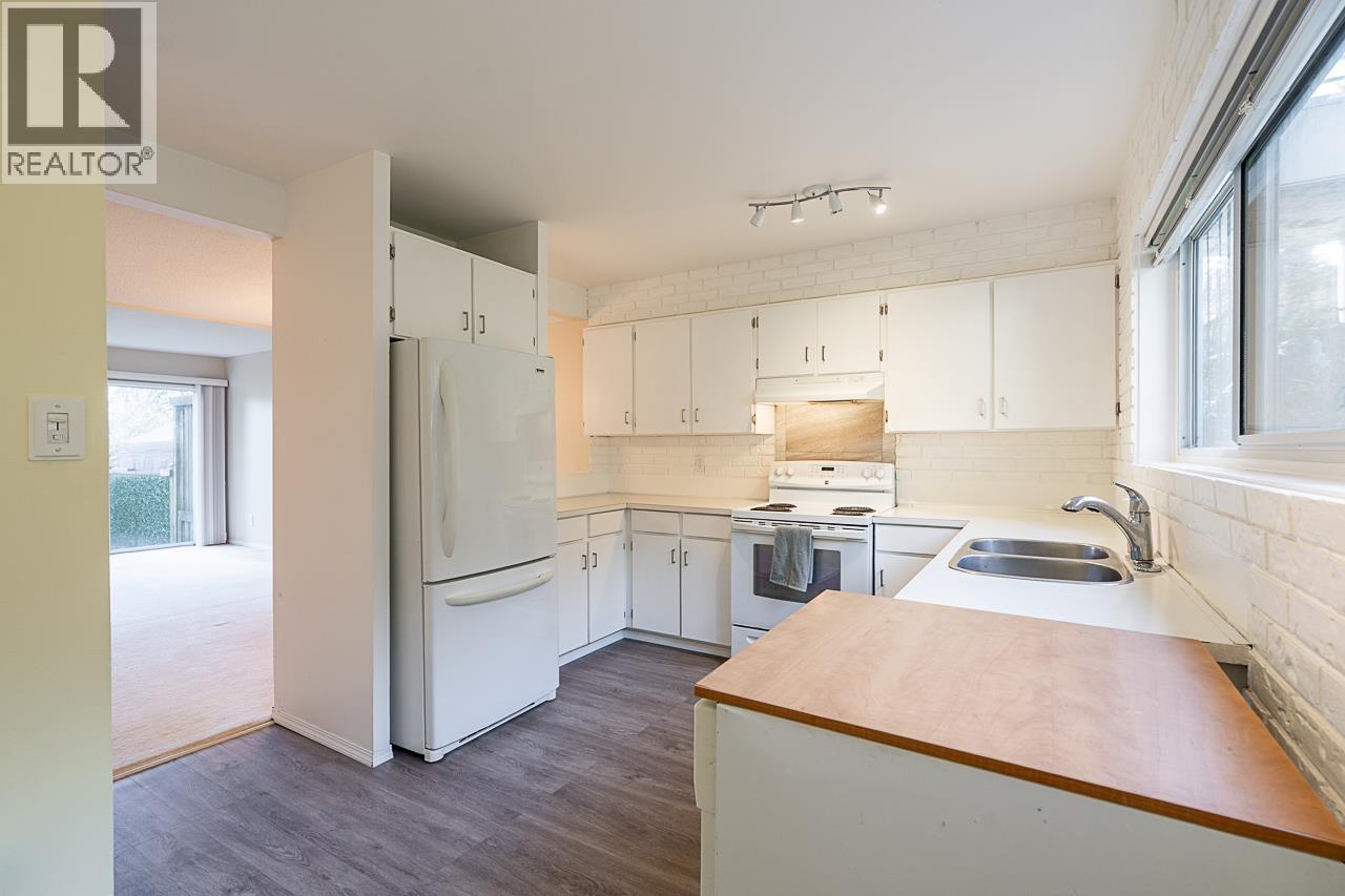 1031 Cecile Drive, Port Moody, British Columbia  V3H 1M5 - Photo 10 - R3090740