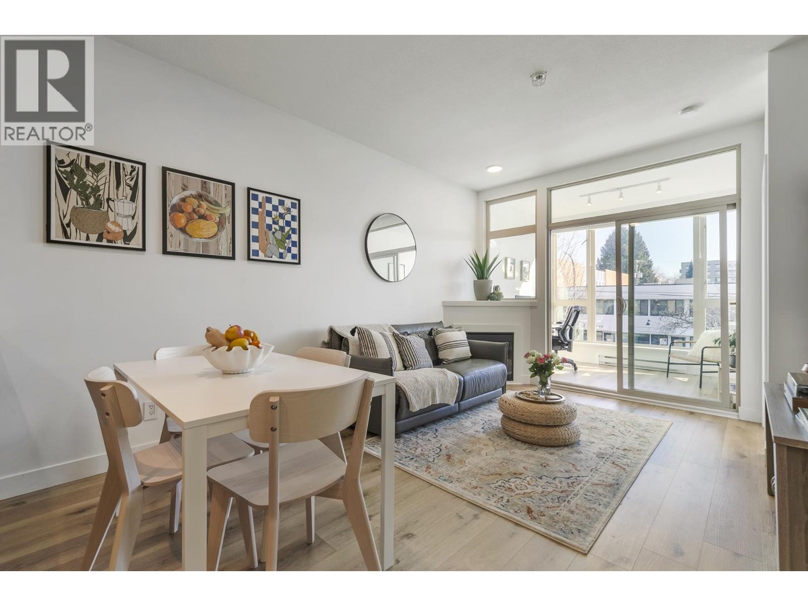 206 688 E 17th Avenue, Vancouver, British Columbia  V5V 0A8 - Photo 1 - R3090752