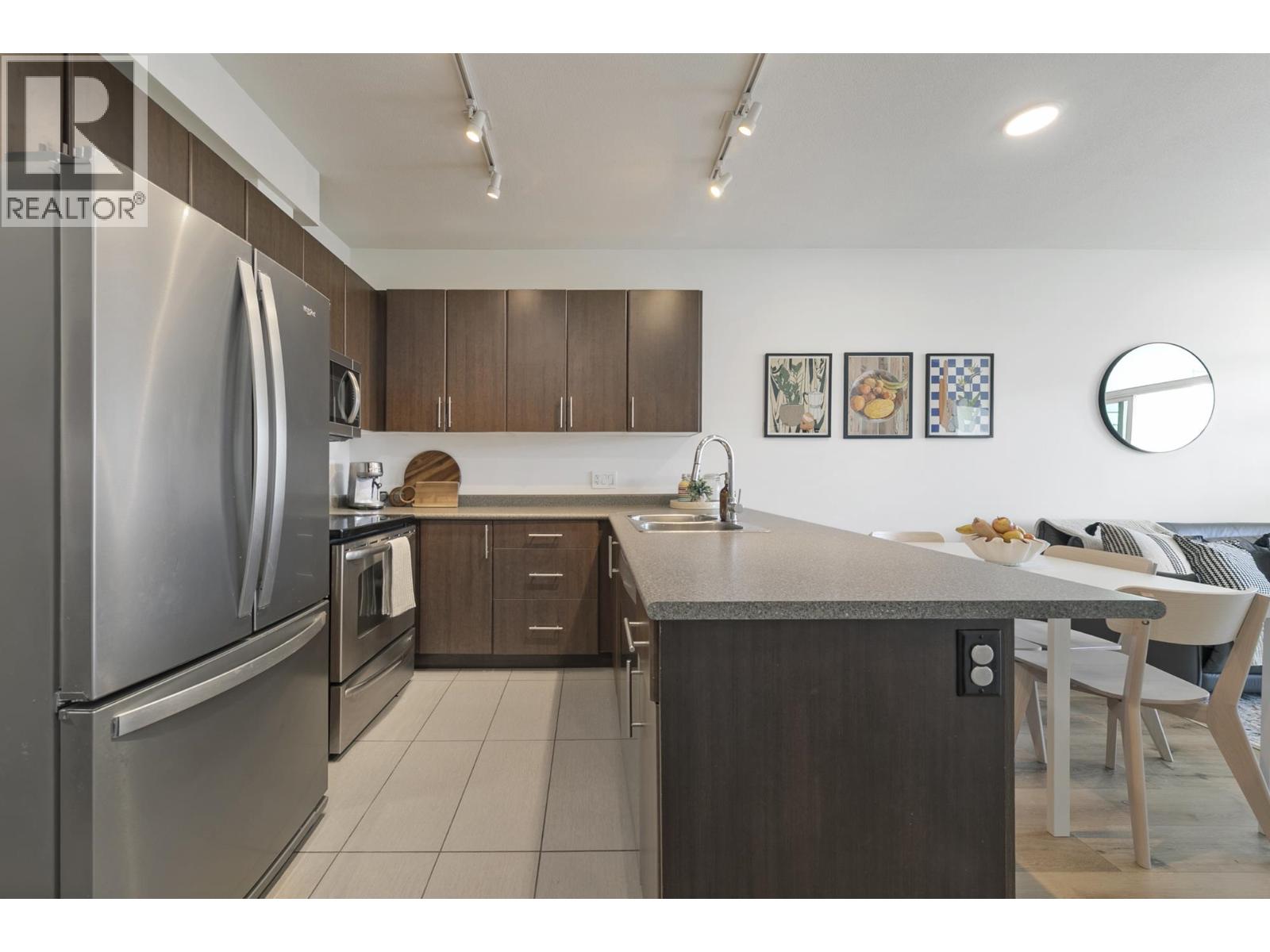 206 688 E 17th Avenue, Vancouver, British Columbia  V5V 0A8 - Photo 5 - R3090752