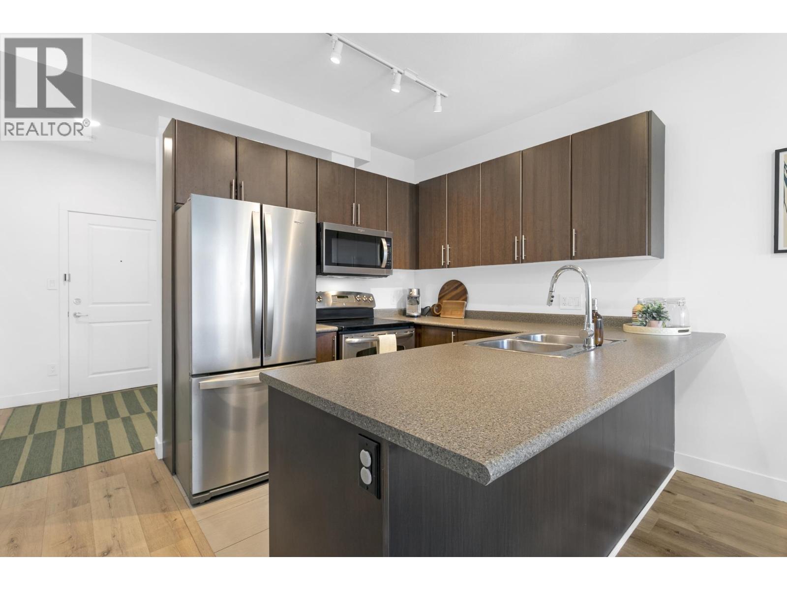 206 688 E 17th Avenue, Vancouver, British Columbia  V5V 0A8 - Photo 8 - R3090752