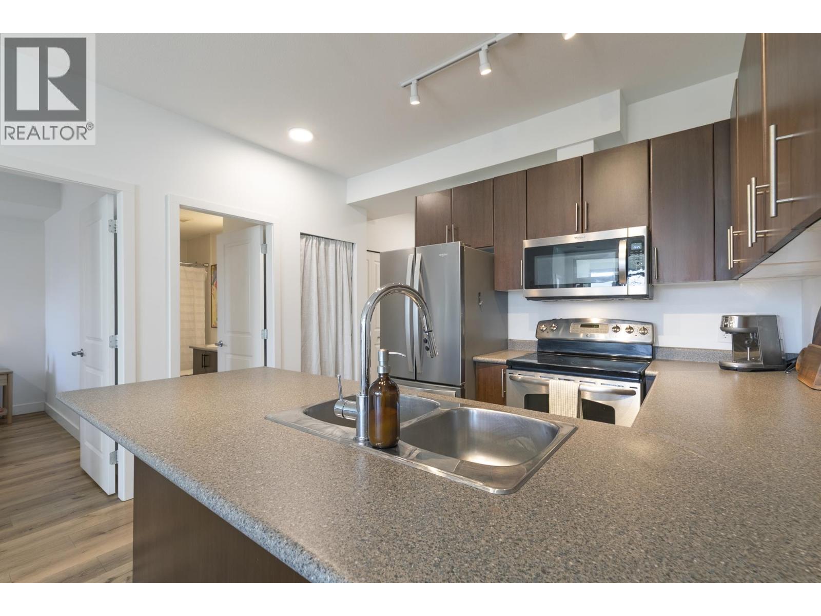 206 688 E 17th Avenue, Vancouver, British Columbia  V5V 0A8 - Photo 9 - R3090752