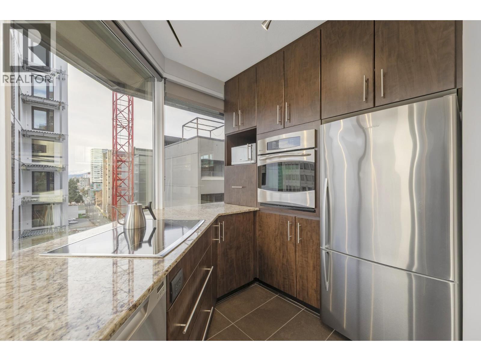 907 1177 Hornby Street, Vancouver, British Columbia  V6Z 2E9 - Photo 10 - R3090757