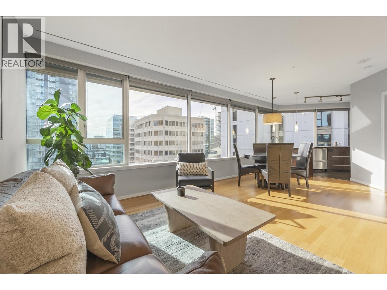 907 1177 Hornby Street, Vancouver, British Columbia  V6Z 2E9 - Photo 2 - R3090757