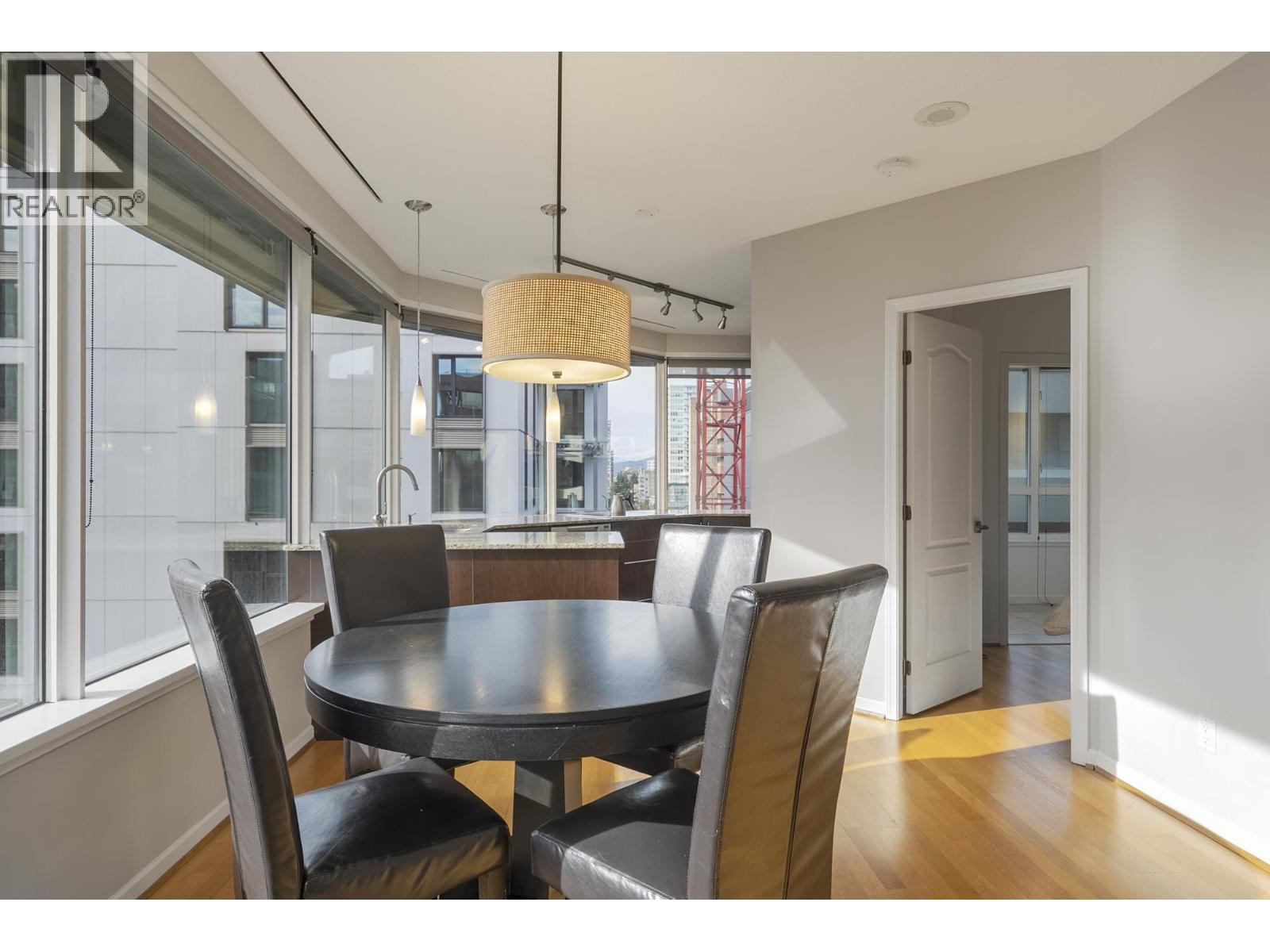 907 1177 Hornby Street, Vancouver, British Columbia  V6Z 2E9 - Photo 4 - R3090757