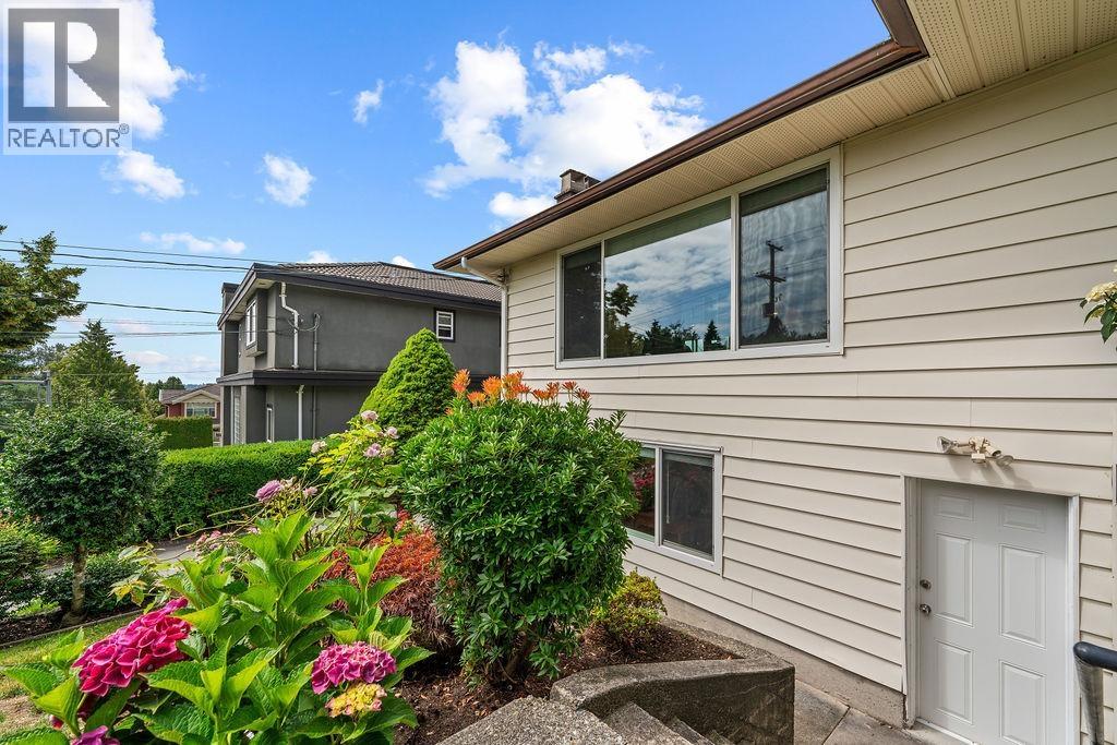 535 Holdom Avenue, Burnaby, British Columbia  V5B 3V3 - Photo 32 - R3090735