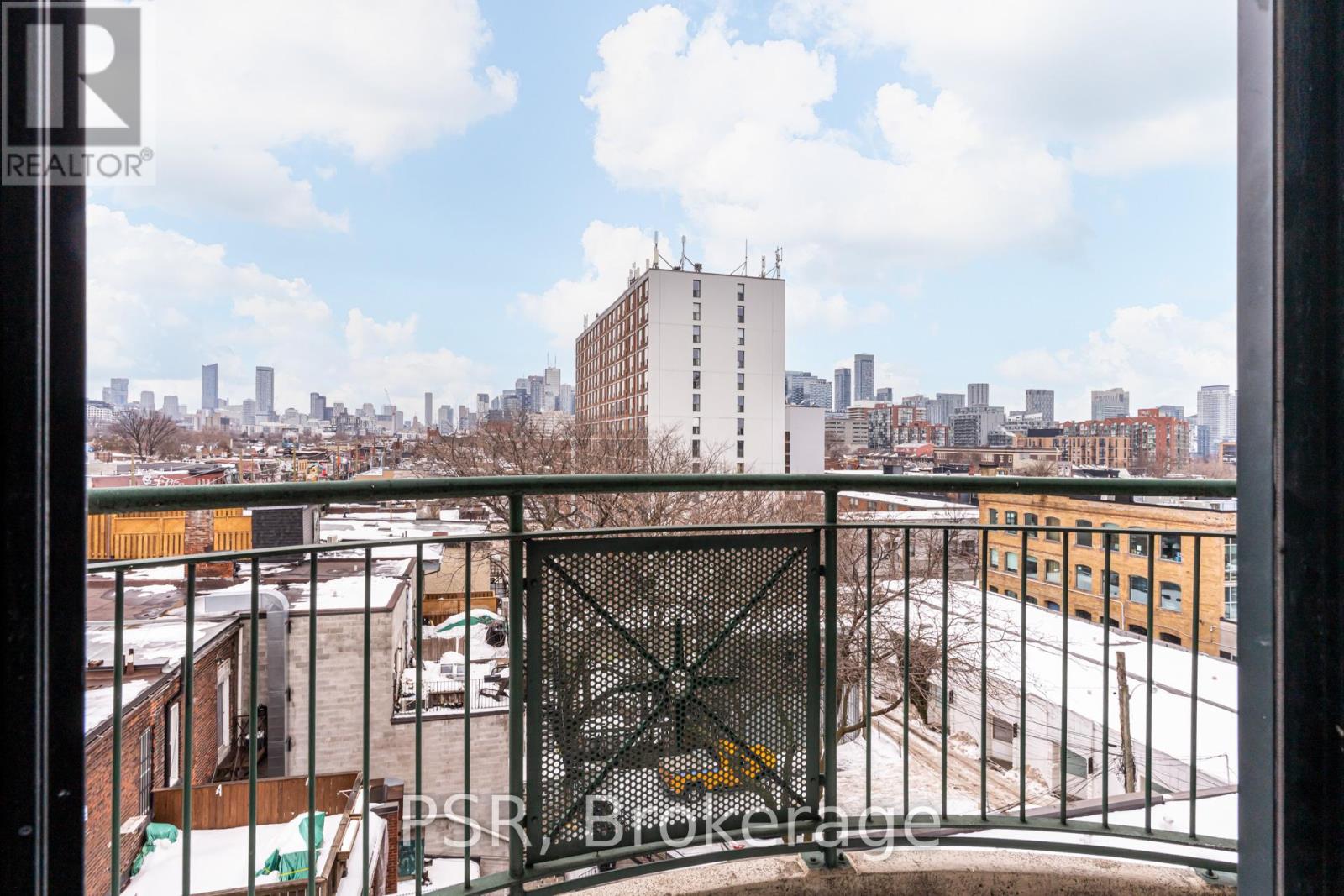 602 - 901 Queen Street W, Toronto, Ontario  M6J 3X4 - Photo 7 - C12795774