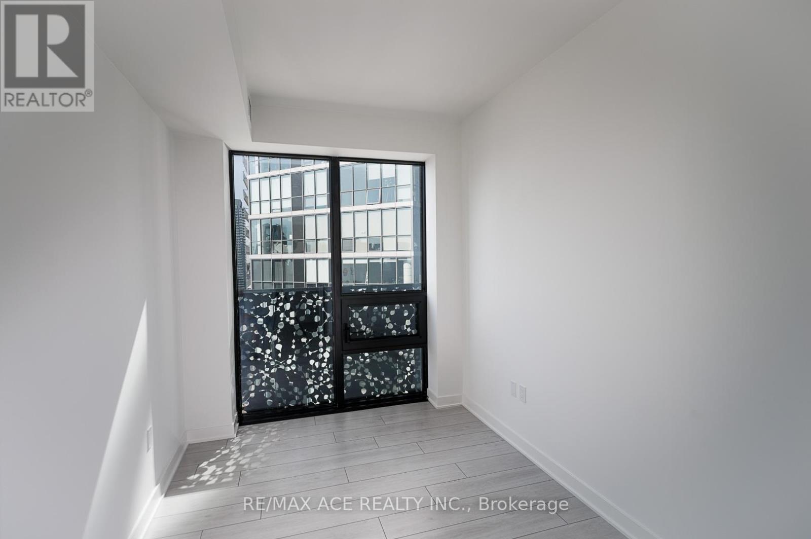 2606 - 55 Charles Street E, Toronto, Ontario  M4Y 0J1 - Photo 12 - C12795800