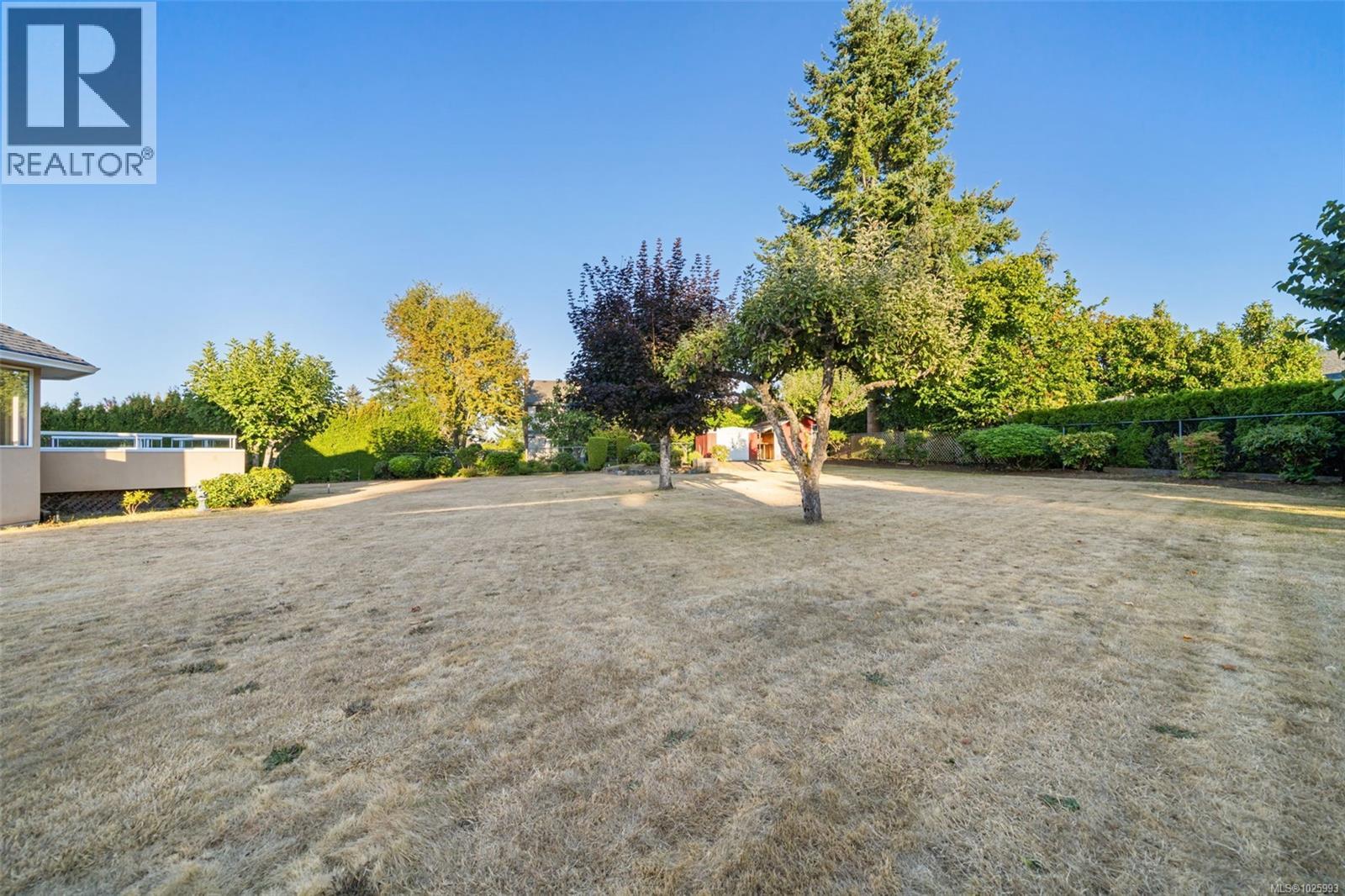 2391 Alta Vista Pl, Central Saanich, British Columbia  V8Z 5S6 - Photo 36 - 1025993