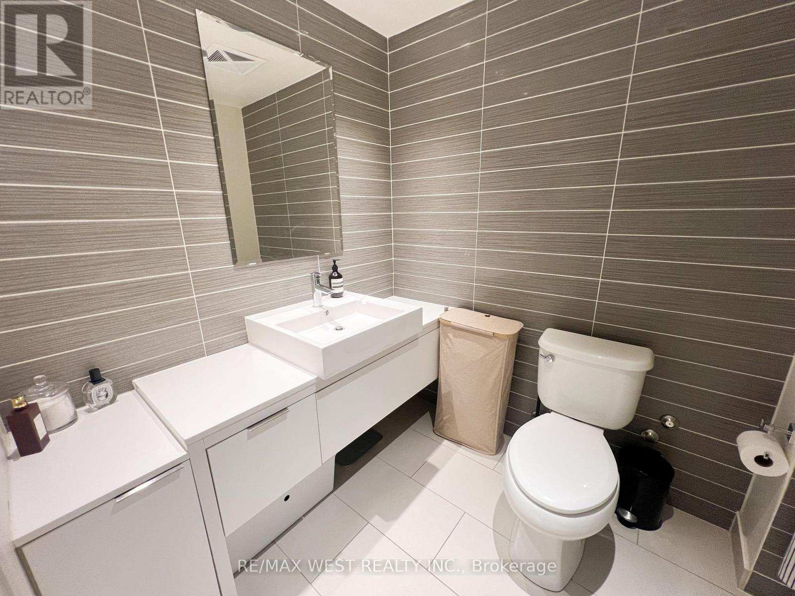 728 - 5 Hanna Avenue, Toronto, Ontario  M6K 0B3 - Photo 15 - C12795598