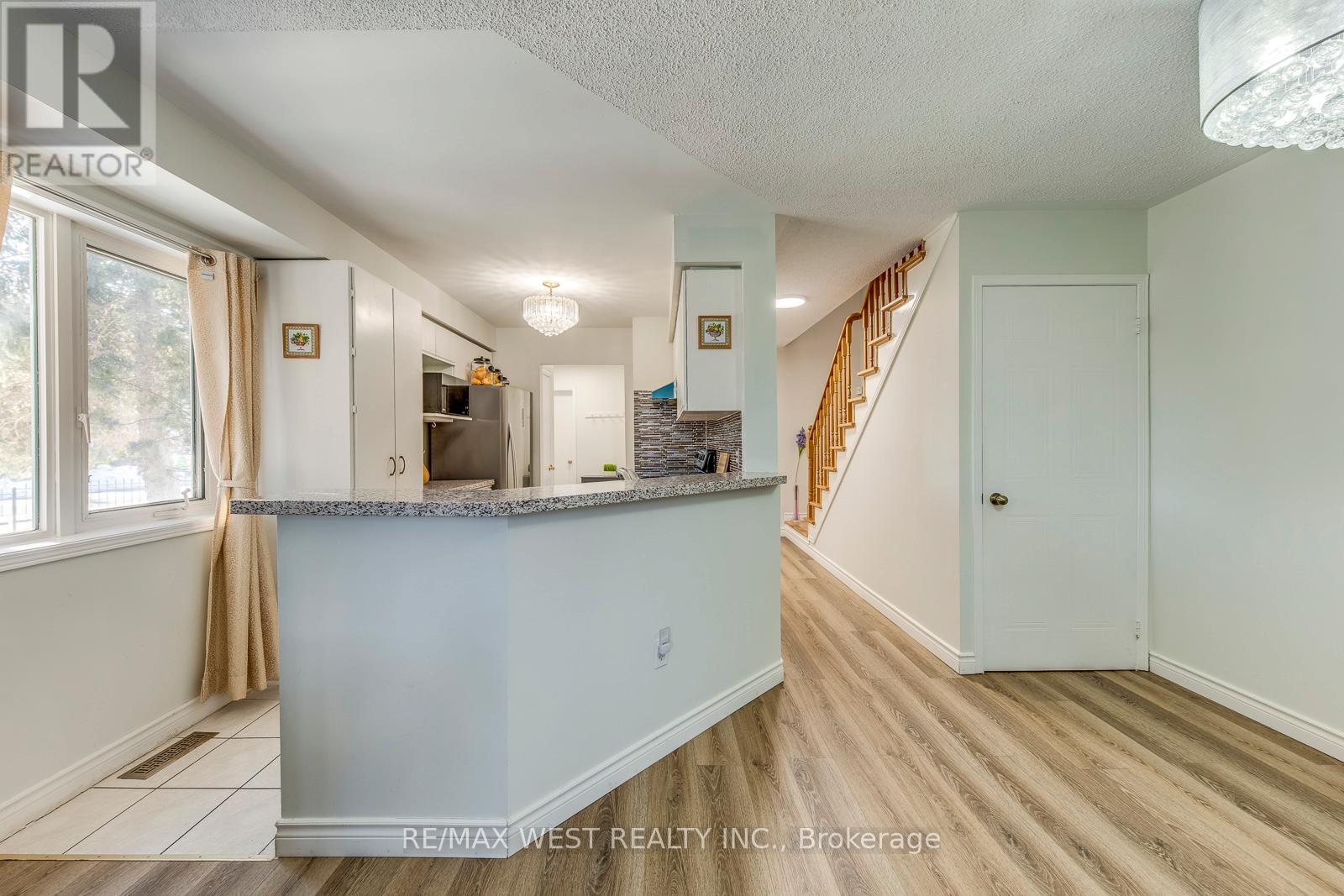 153 - 99 Bristol Road E, Mississauga, Ontario  L4Z 3P4 - Photo 13 - W12795740