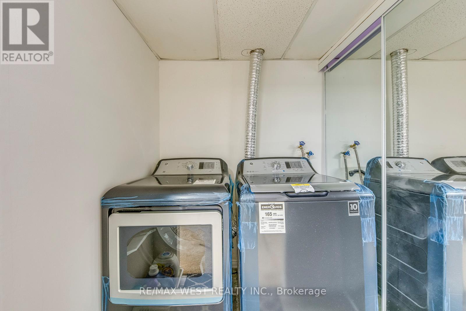 153 - 99 Bristol Road E, Mississauga, Ontario  L4Z 3P4 - Photo 35 - W12795740