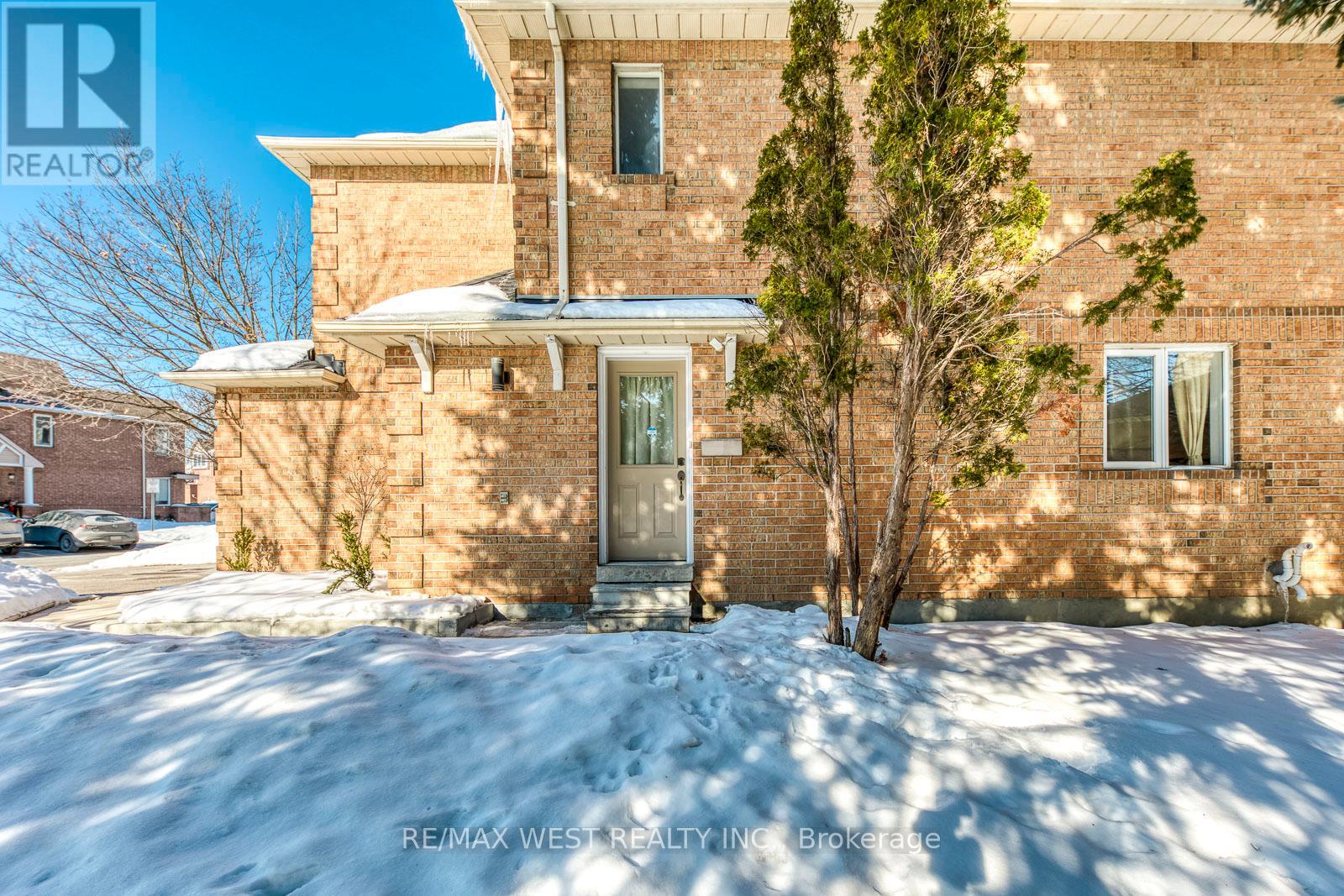 153 - 99 Bristol Road E, Mississauga, Ontario  L4Z 3P4 - Photo 4 - W12795740