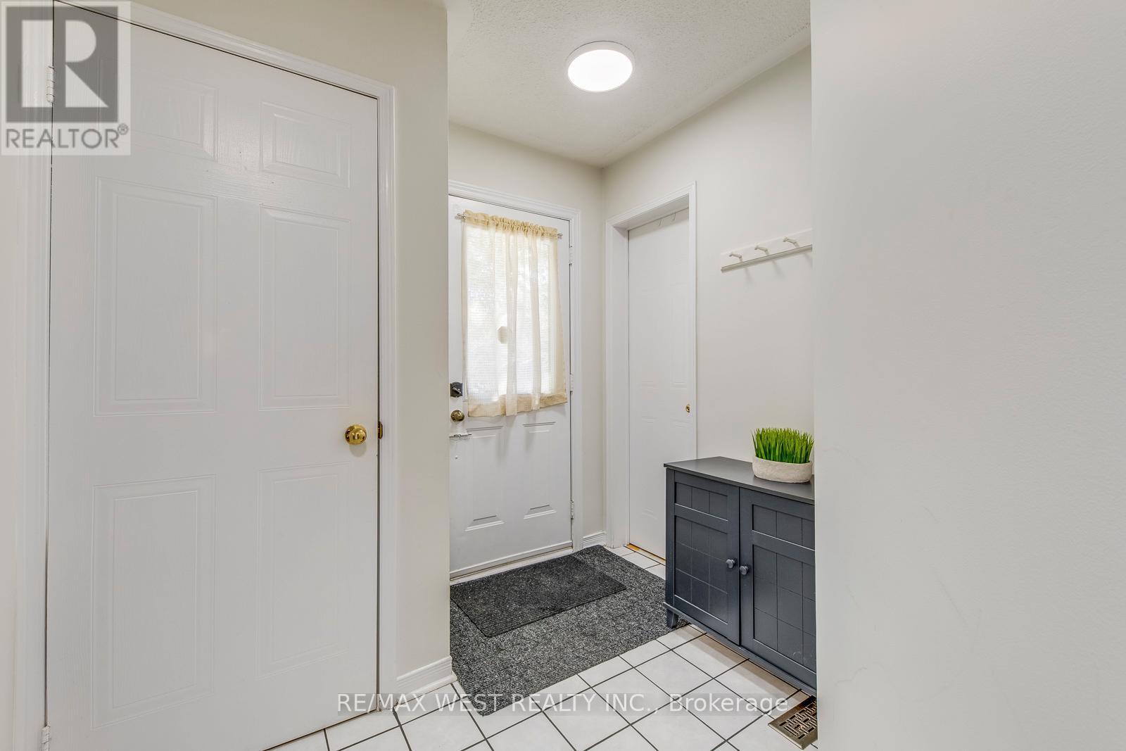 153 - 99 Bristol Road E, Mississauga, Ontario  L4Z 3P4 - Photo 6 - W12795740