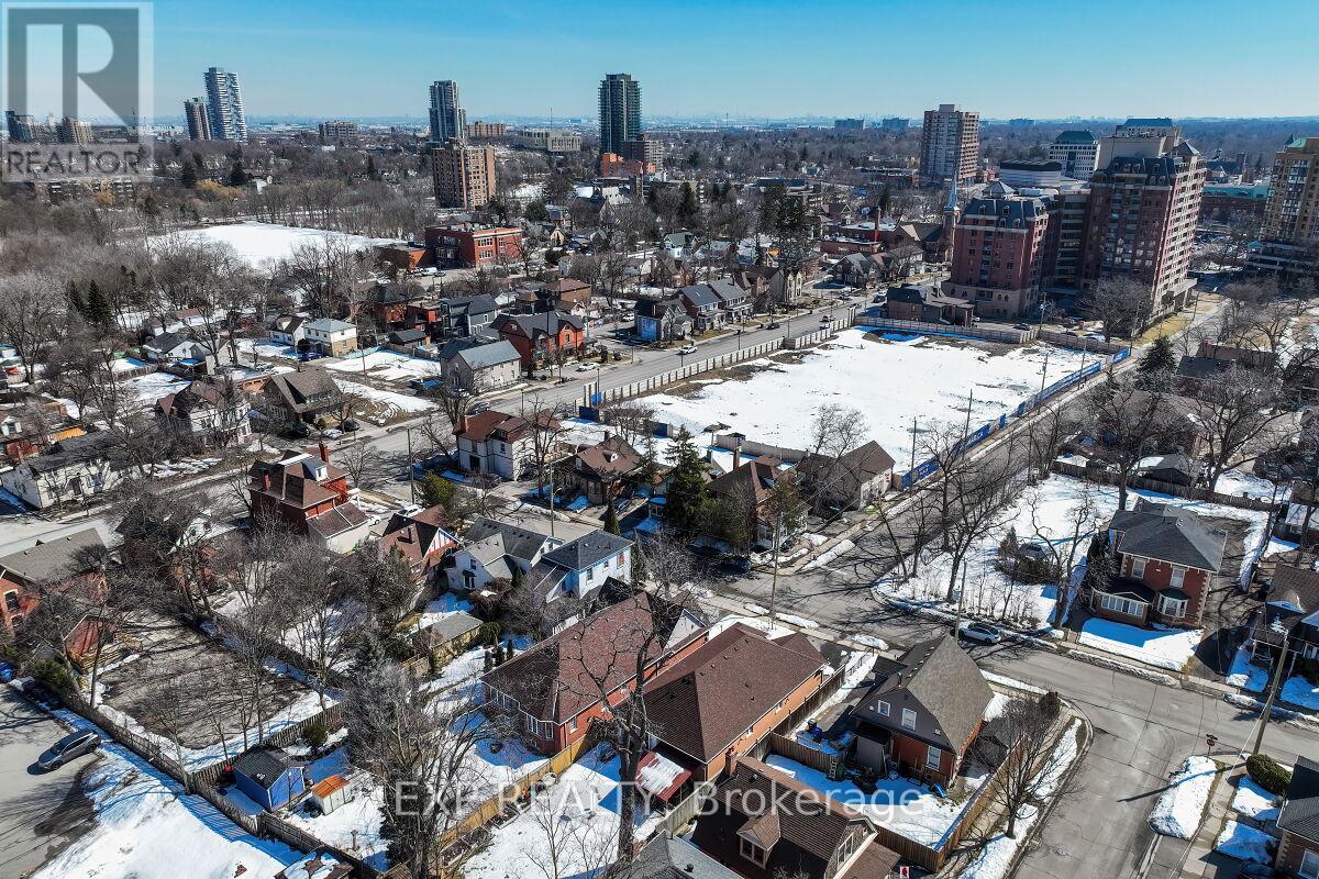 7 David Street, Brampton, Ontario  L6X 1J2 - Photo 39 - W12795746