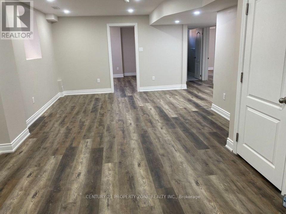 Lower - 15234 Danby Road, Halton Hills, Ontario  L7G 0M5 - Photo 3 - W12795766