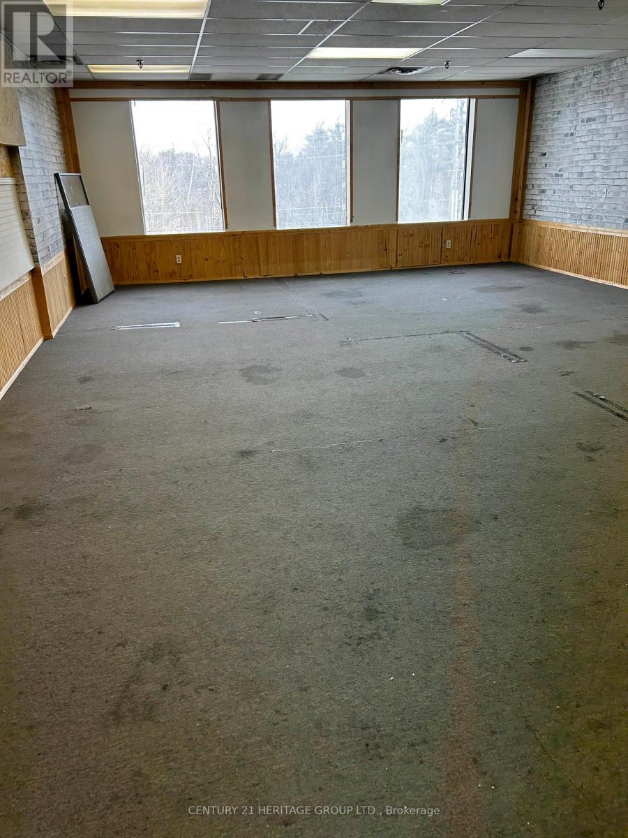 209 - 4544 Dufferin Street W, Toronto (York University Heights), Ontario  M3H 5X2 - Photo 3 - W12795796