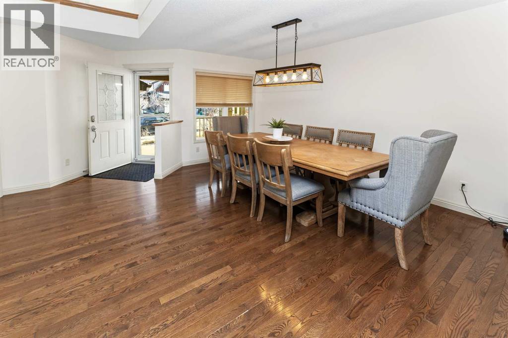 214 Royal Oak Bay Nw, Calgary, Alberta  T3G 6A4 - Photo 7 - A2286427