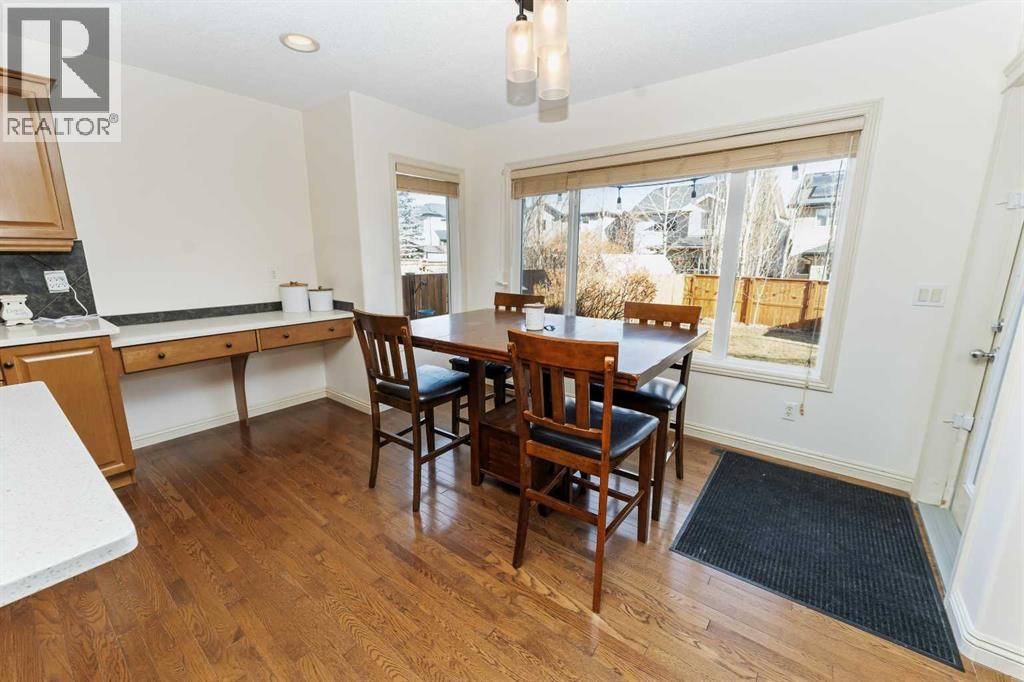 214 Royal Oak Bay Nw, Calgary, Alberta  T3G 6A4 - Photo 11 - A2286427