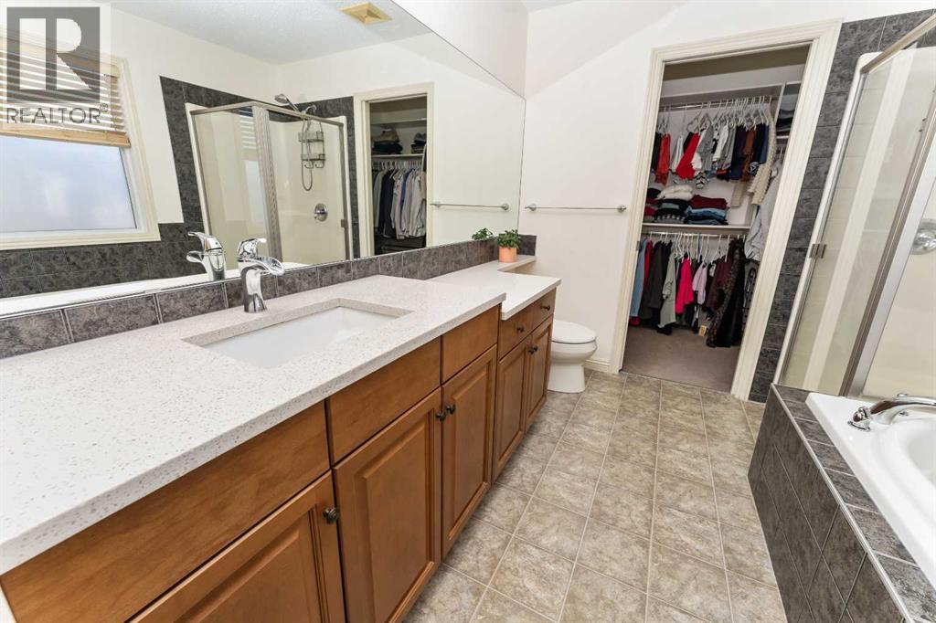 214 Royal Oak Bay Nw, Calgary, Alberta  T3G 6A4 - Photo 32 - A2286427