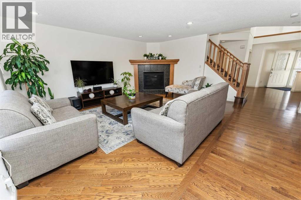 214 Royal Oak Bay Nw, Calgary, Alberta  T3G 6A4 - Photo 12 - A2286427