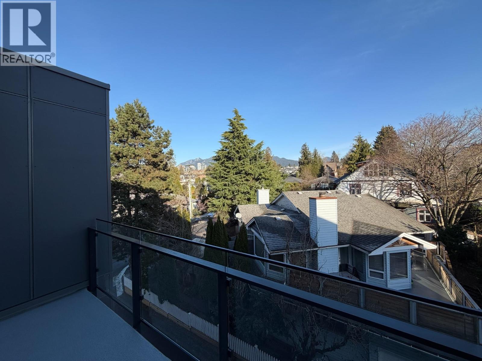 419 422 E 3rd Street, North Vancouver, British Columbia  V7L 0K1 - Photo 10 - R3085810