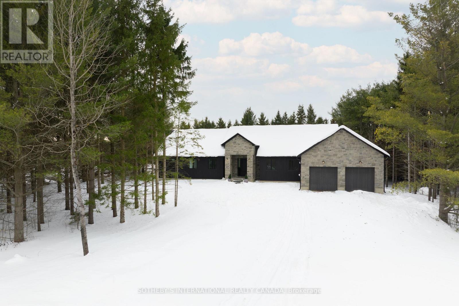 4640 Nassagaweya-Puslinch Townline, Puslinch, Ontario  L0P 1J0 - Photo 2 - X12795798