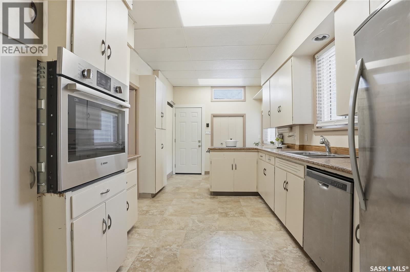 1213 Elliott Street, Saskatoon, Saskatchewan  S7N 0V5 - Photo 24 - SK028701