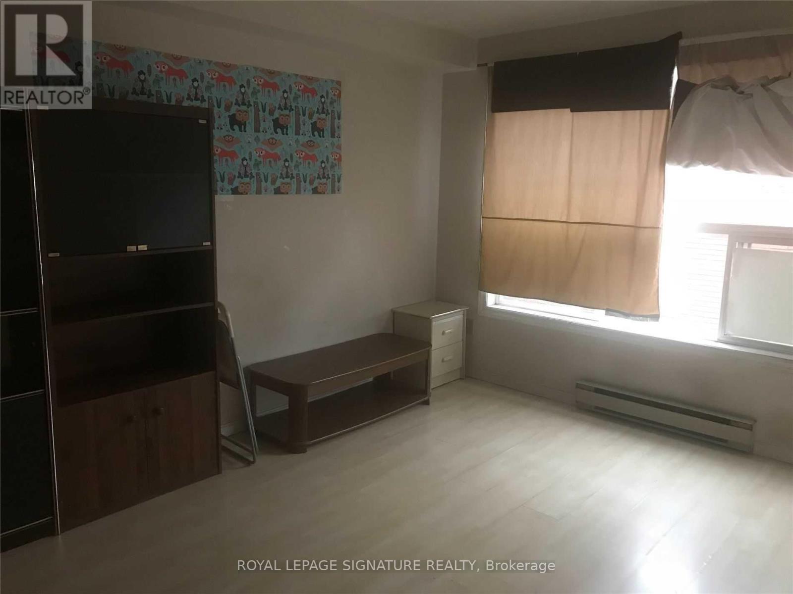 1853 Davenport Road, Toronto, Ontario  M6N 1B8 - Photo 11 - W12795718