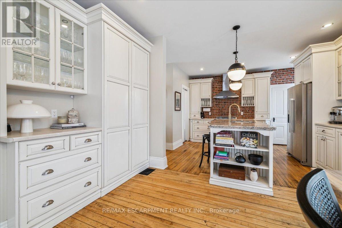 110 Cream Street, Pelham, Ontario  L0S 1C0 - Photo 12 - X12795492