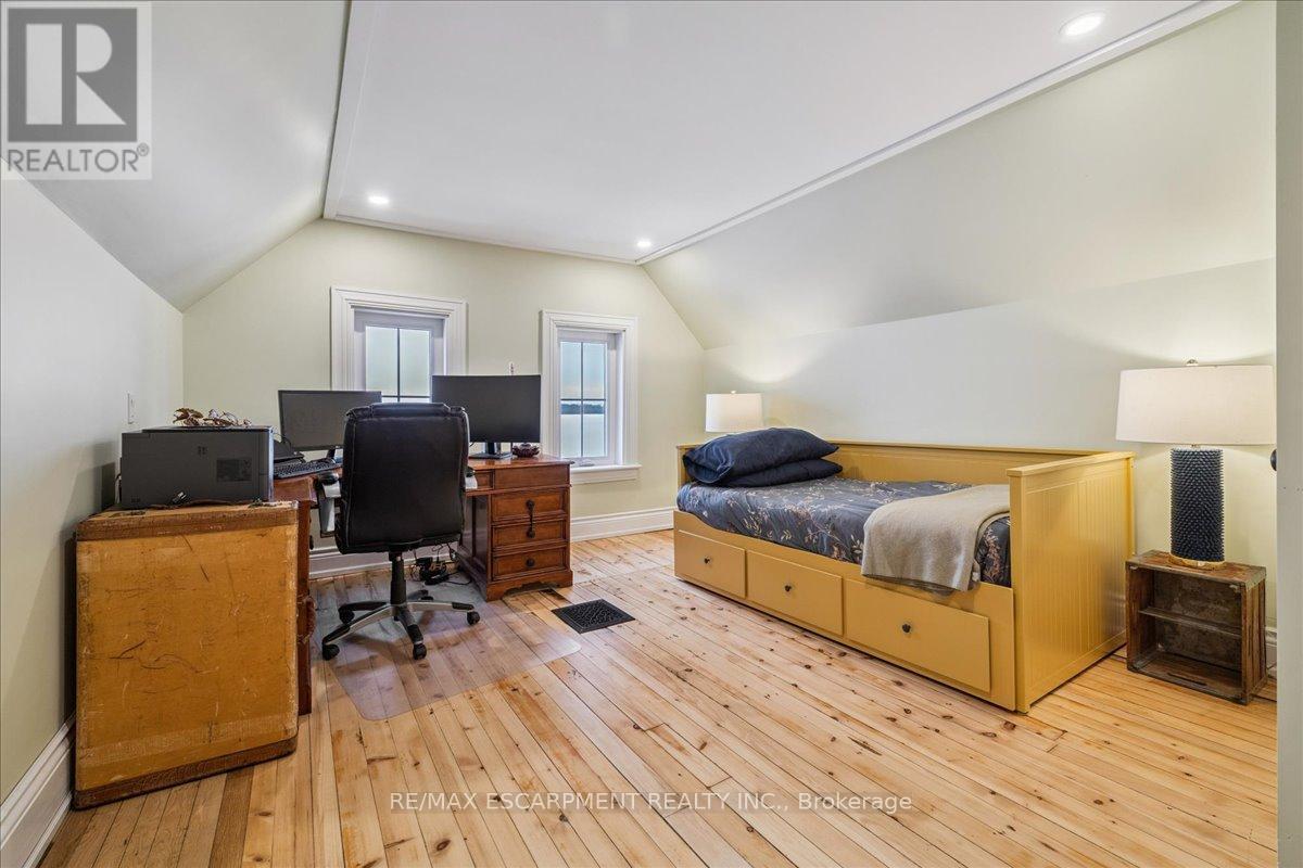 110 Cream Street, Pelham, Ontario  L0S 1C0 - Photo 18 - X12795492