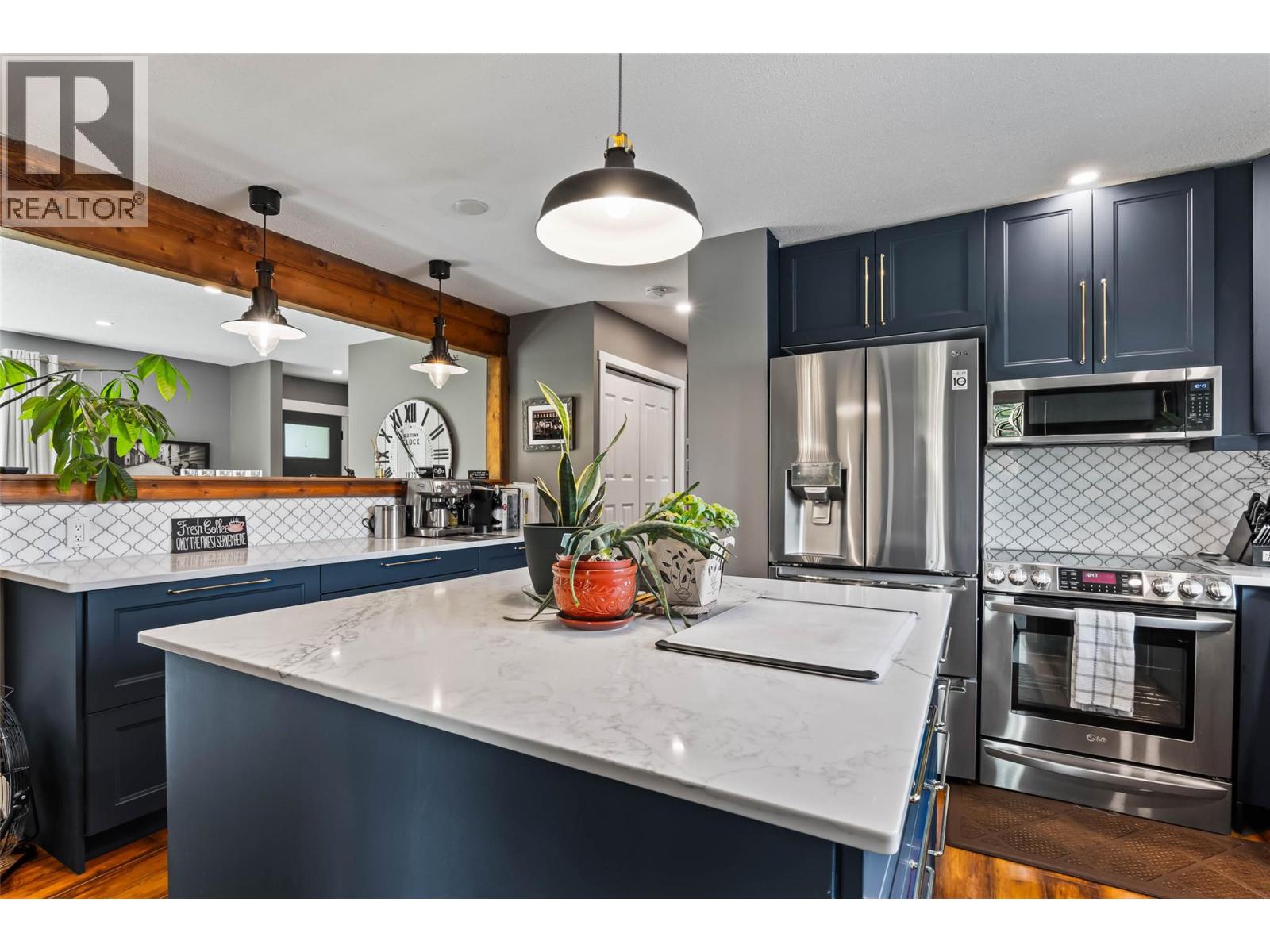 1191 Schubert Drive, Kamloops, British Columbia  V2B 7M4 - Photo 2 - 10375542