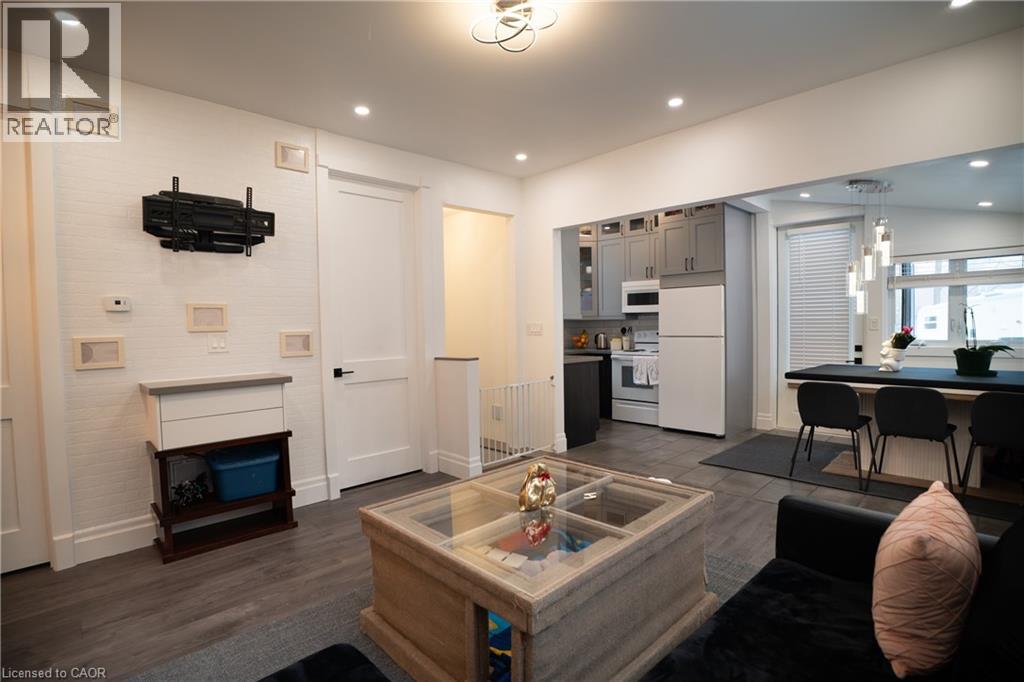 17 Haddington Street, Cambridge, Ontario  N1R 3P8 - Photo 8 - 40805612