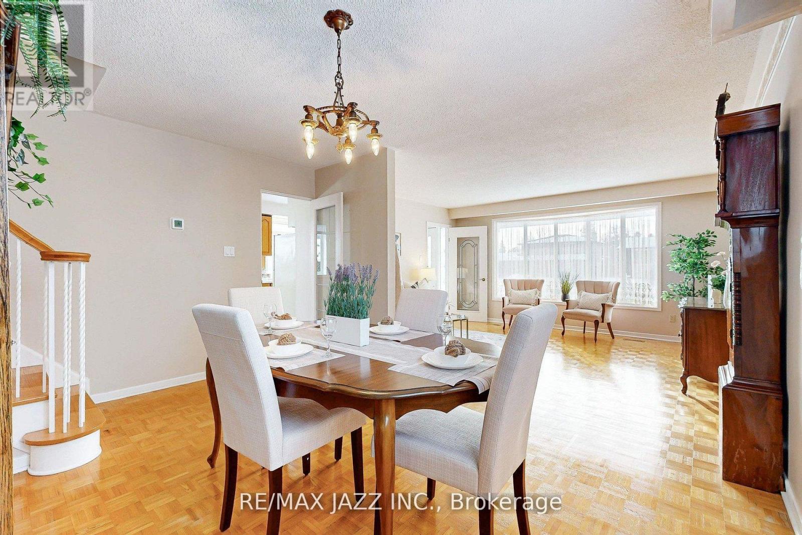 5 Dingley Court, Ajax, Ontario  L1S 6B5 - Photo 10 - E12795872