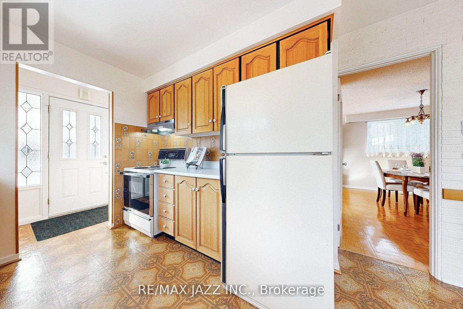 5 Dingley Court, Ajax, Ontario  L1S 6B5 - Photo 13 - E12795872