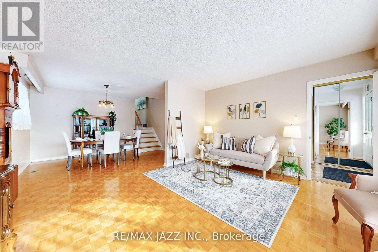 5 Dingley Court, Ajax, Ontario  L1S 6B5 - Photo 7 - E12795872