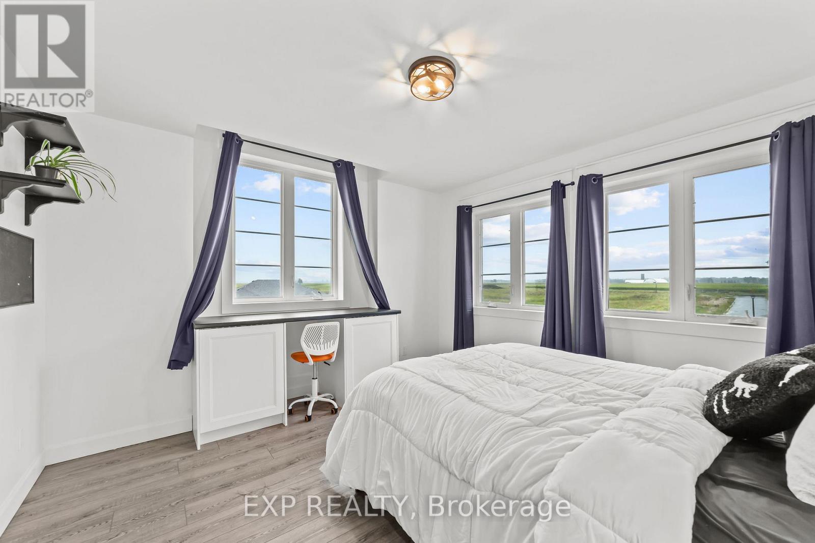 100 Field Street, Lambton Shores, Ontario  N0N 1J0 - Photo 20 - X12795860