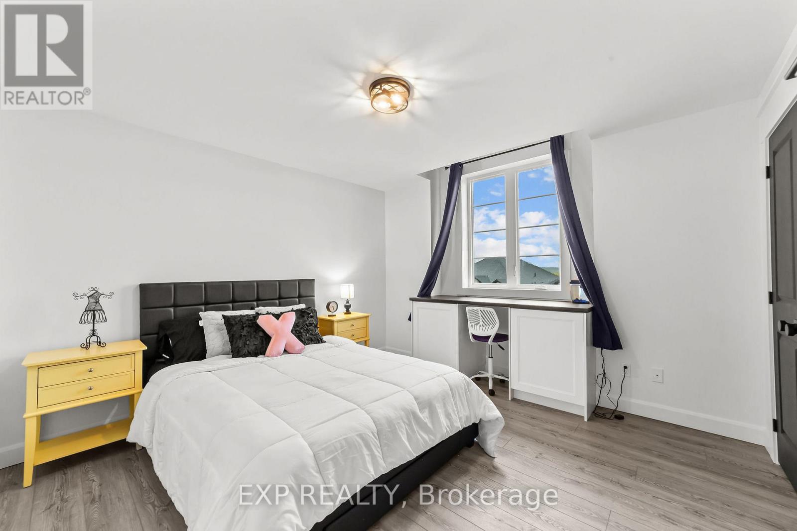 100 Field Street, Lambton Shores, Ontario  N0N 1J0 - Photo 22 - X12795860