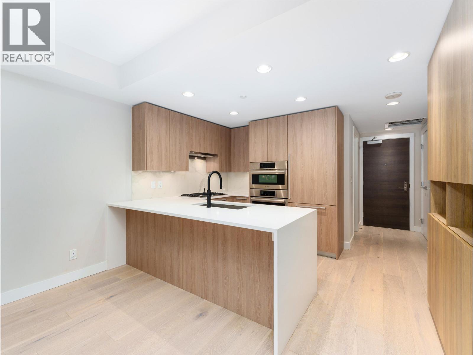 101 2738 Library Lane, North Vancouver, British Columbia  V7J 0B3 - Photo 8 - R3090401