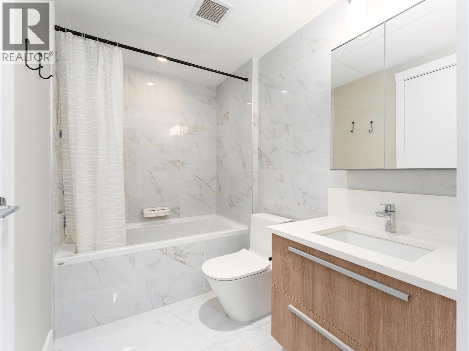 101 2738 Library Lane, North Vancouver, British Columbia  V7J 0B3 - Photo 18 - R3090401