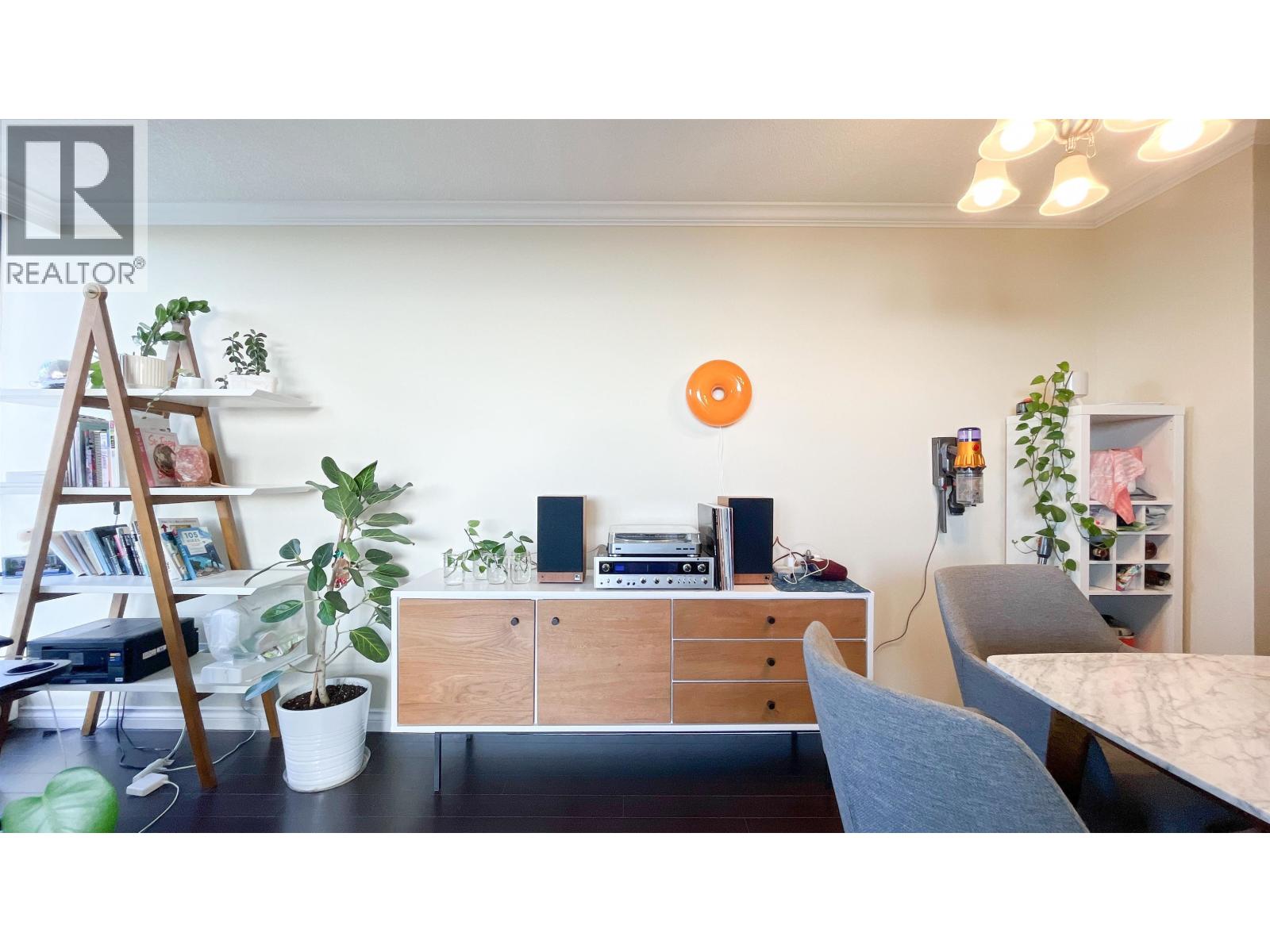 1406 6759 Willindon Avenue, Burnaby, British Columbia  V5H 3Y9 - Photo 8 - R3090762