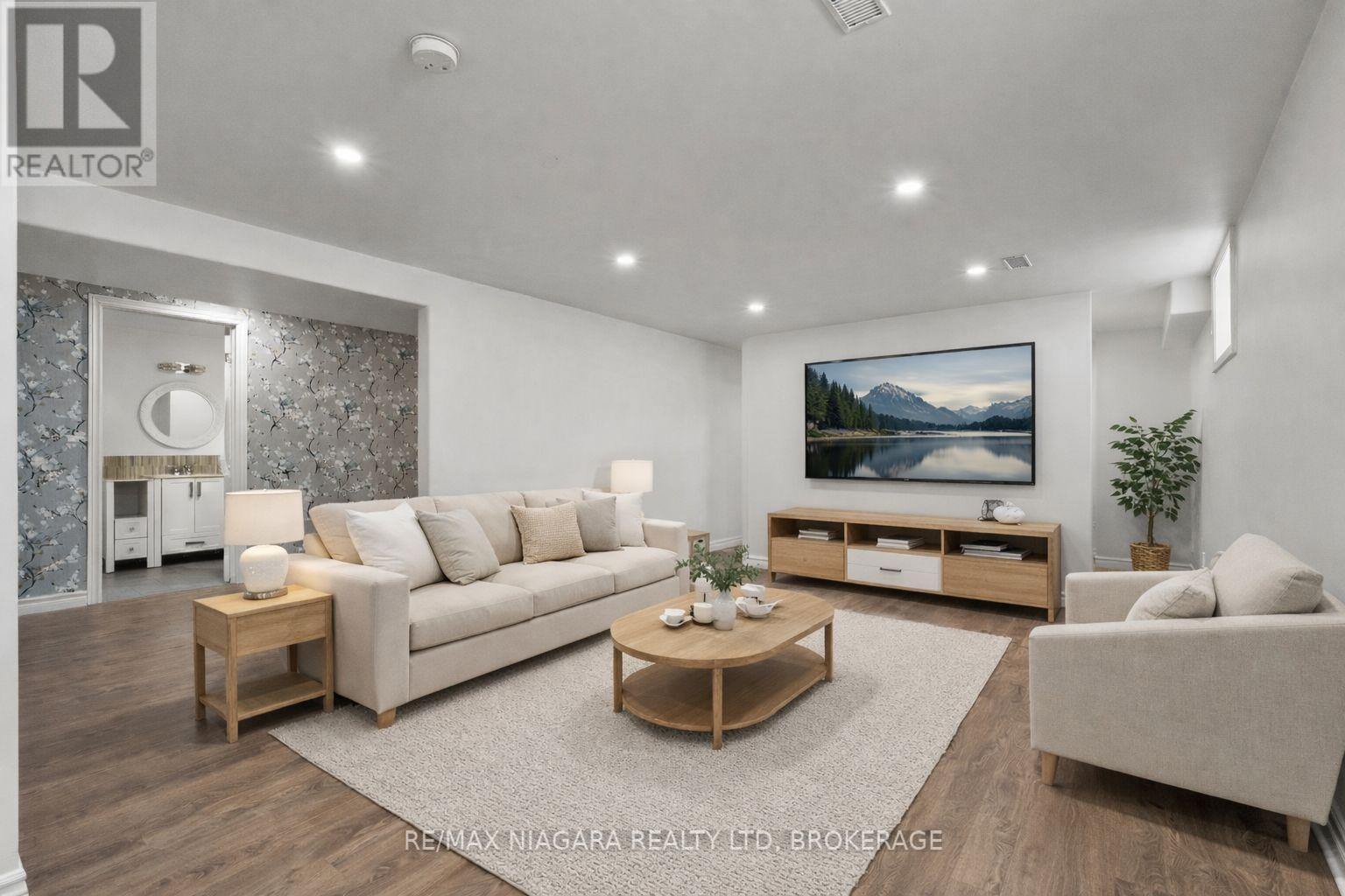 12 Pinot Trail, Niagara-On-The-Lake, Ontario  L0S 1J0 - Photo 20 - X12795810