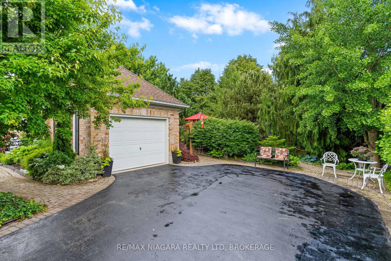 12 Pinot Trail, Niagara-On-The-Lake, Ontario  L0S 1J0 - Photo 5 - X12795810