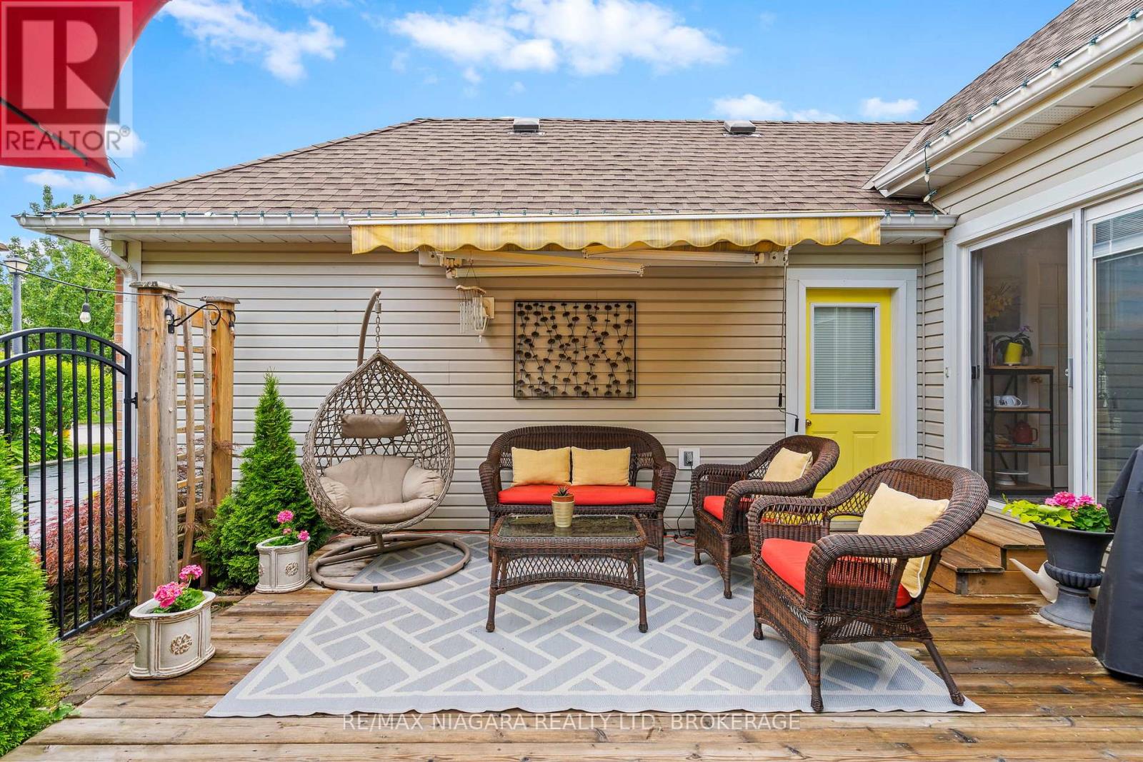 12 Pinot Trail, Niagara-On-The-Lake, Ontario  L0S 1J0 - Photo 7 - X12795810